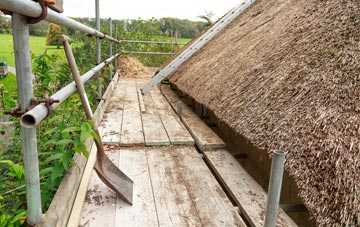advantages of Ogbourne St George thatch roofing